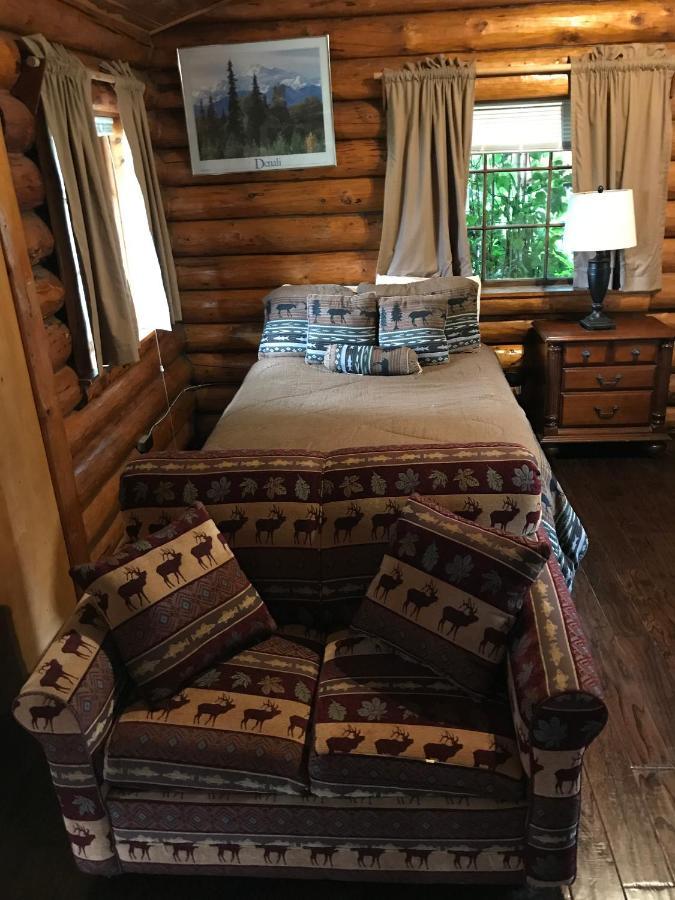 Gwin'S Lodge & Roadhouse Cooper Landing Εξωτερικό φωτογραφία